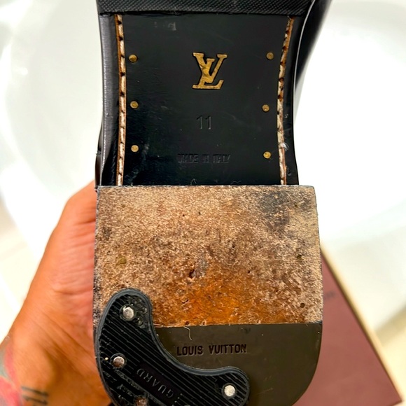 Louis Vuitton Chelsea Boot - Picture 6 of 6